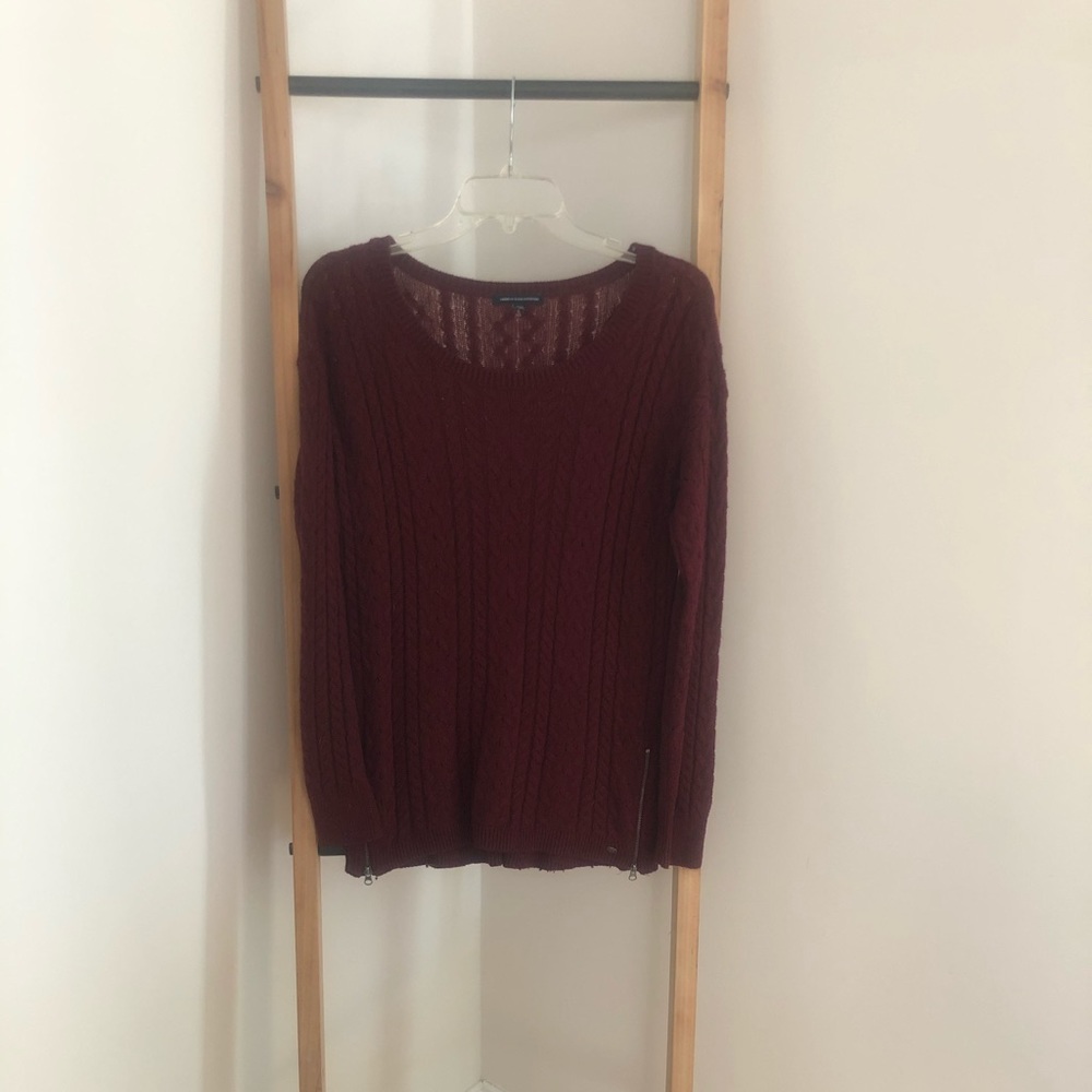 Knitted maroon American Eagle sweater